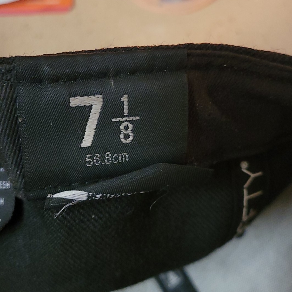 Ball cap - Picture 2 of 3